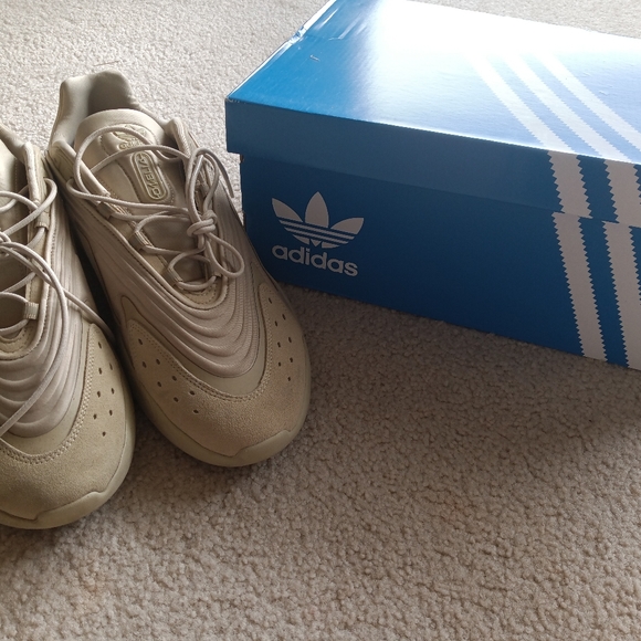 Adidas Ozelia - Picture 4 of 5